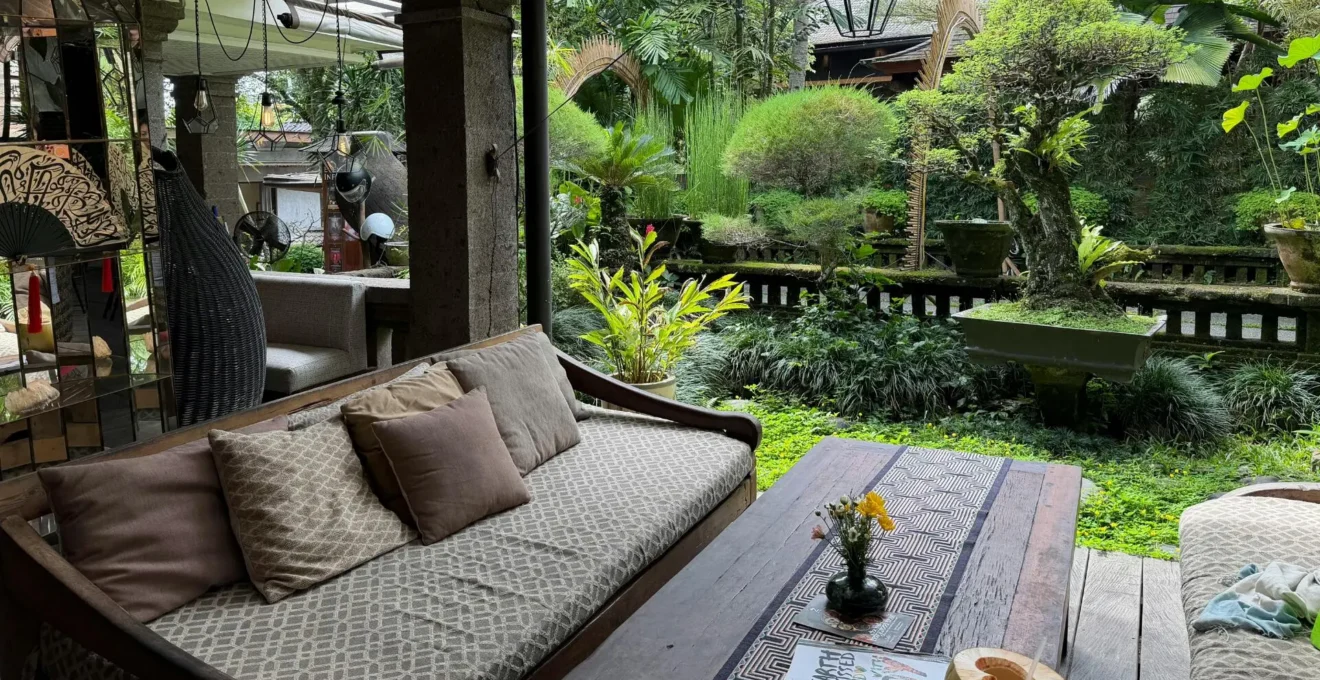 mobilier de jardin de luxe.png